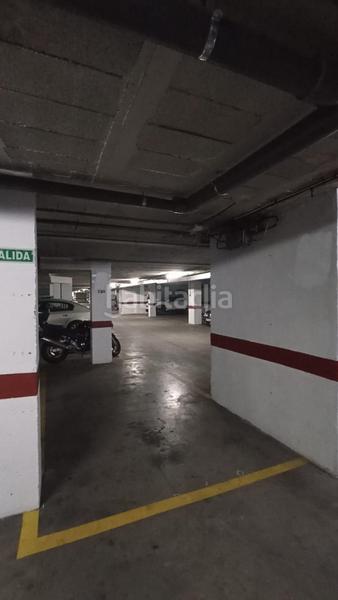 Foto 29651143-0774-4297-8cbd-376522f81246. Aparcament cotxe a Ciudad Jardín - Zoco Córdoba