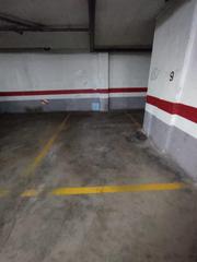 Parking coche en Fuensanta- Arcángel. Plaza de aparcamiento en el arenal