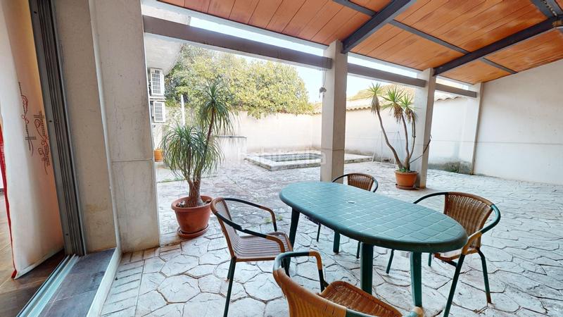 Foto 854bf280-5c17-4e9f-88a5-1e472383e214. Casa adossada amb aparcament piscina a Carlota (La)