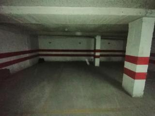 Aparcament cotxe a Calle agustín moreno 38. Plaza de parking en zona muy demandada