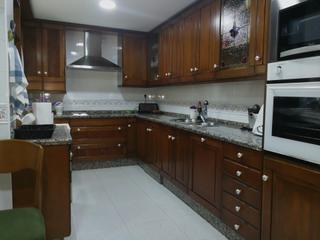 Piso en Vista Alegre - Parque Cruz Conde. Piso señorial en av. del aeropuerto