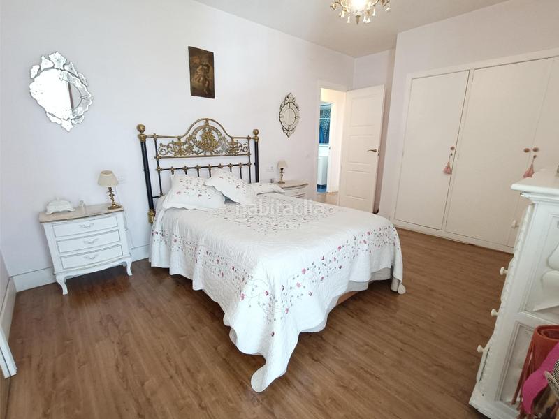 Foto 9a937bd5-aed9-4b0d-aff9-7718dcb3b585. Ático  de 3 habitaciones en pabellones con vistas espectaculares. céntrico y al lado de la estación. en Córdoba