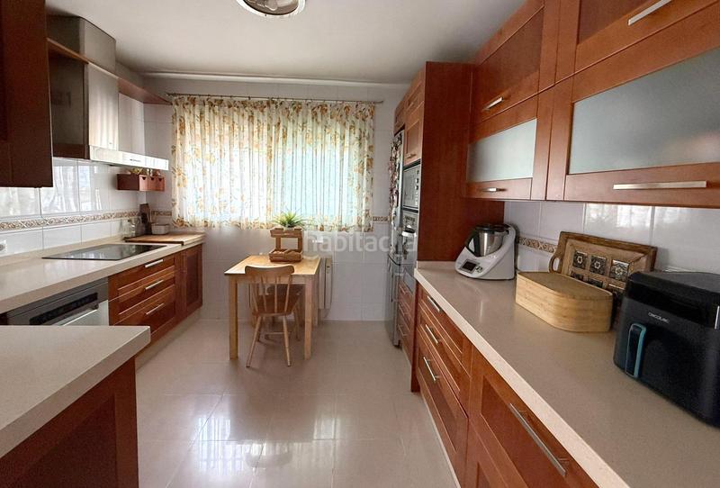 Foto dbcf2527-f0c9-4183-be26-cdef318137ec. Casa con parcheggio in Villarrubia Córdoba