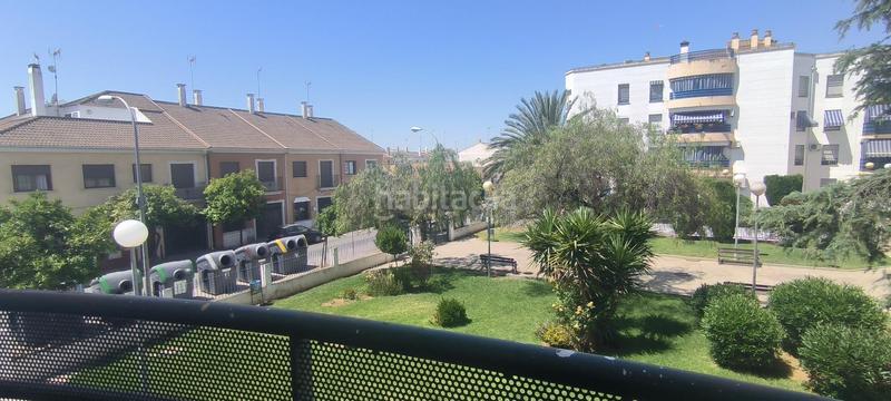 Foto 920db507-259e-4fff-a55a-2bca81d838f6. Piso amplio piso con terraza, cochera y trastero en miralbaida en urbanización ajardinada en Córdoba