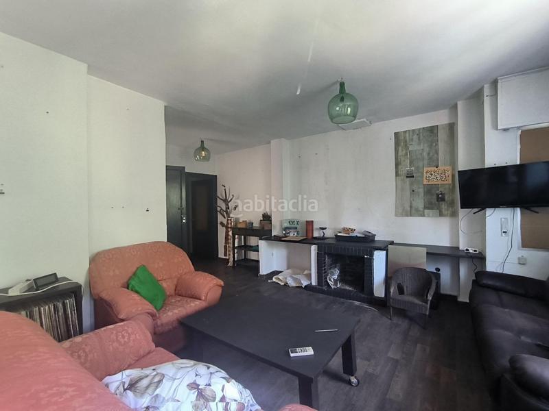 Foto b228aa61-a981-4f87-89de-6cb0f6120363. Piso oportunidad única! se venden 2 dos viviendas independientes en el mismo edificio 186 m en total, ideal inversión o familia numero en Rute