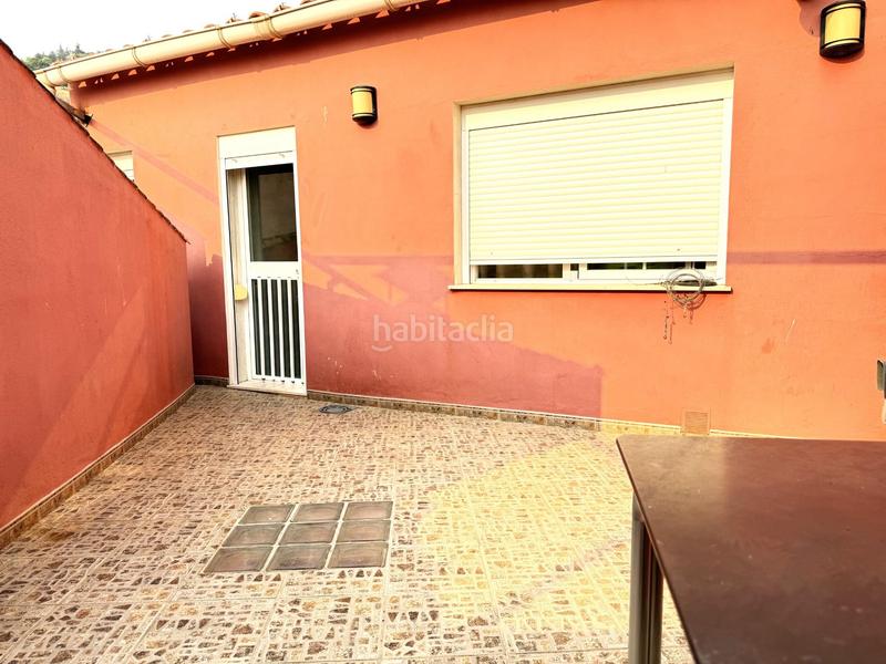 Foto c84c5f60-2457-4511-acfd-6ee80a537f06. Casa  con encanto , ideal para familias o inversores. en Espiel