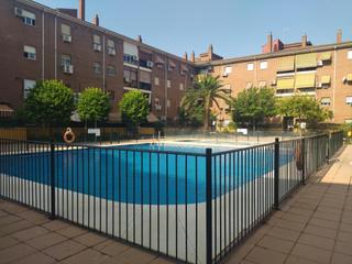 Pis a Poniente-Norte - Miralbaida - Parque Azahara. Vivienda de tres dormitorios en urbanización con piscina comunit