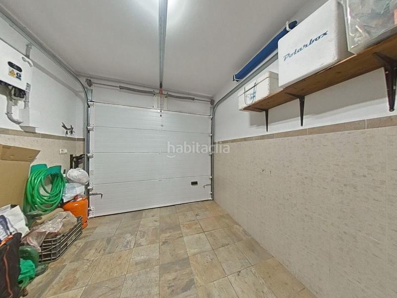 Foto 4e2f47ad-5374-4559-b518-05ce99feccd2. Casa adossada amb calefacció aparcament a Almodóvar del Río