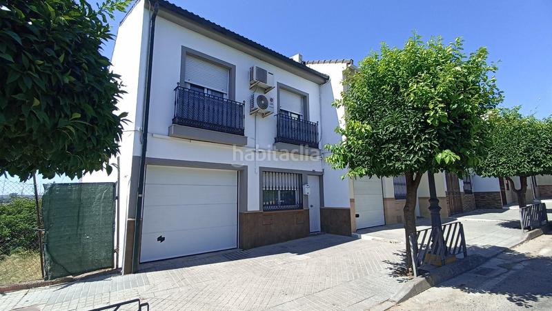 Foto 9cb932a9-aac1-4bdf-94e2-9aa2b890df13. Casa adossada amb calefacció aparcament a Almodóvar del Río