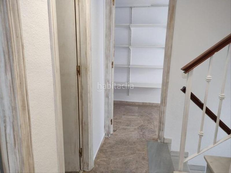 Foto 4f080f61-72a9-4ecf-a4d9-e00f38a4648d. Casa a schiera con parcheggio in casco histórico - ribera - san basilio Córdoba