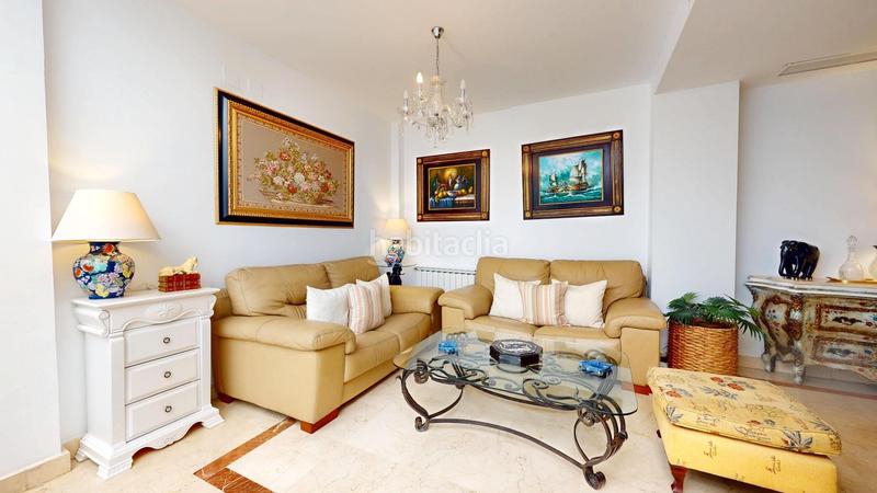 Foto 6f6a5277-6845-4e25-b01f-1847aa709da0. Maison jumelée avec chauffage parking dans Poniente-Norte - Miralbaida - Parque Azahara Córdoba