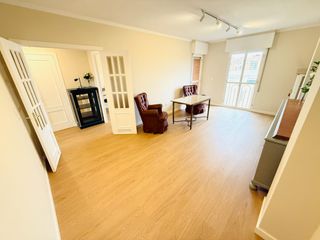 Rent Flat  Plaza de vista alegre. Oportunidad en vistalegre, alquiler de 4 habitaciones en una de