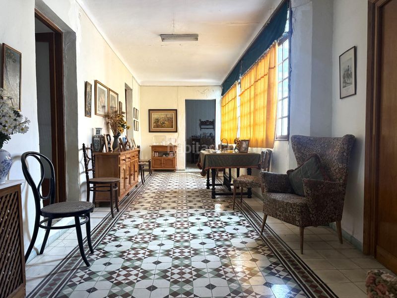 Foto 7c315eb0-15e8-44ea-af97-e2654ac2e765. Casa amb aparcament a Bujalance
