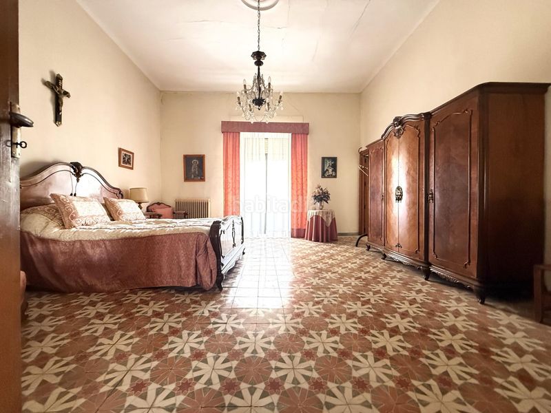 Foto a37c1bae-2753-49e1-8af3-9ba842136f6e. Casa amb aparcament a Bujalance