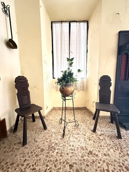 Foto b204124a-efa5-4645-8718-e048a46236de. Casa amb aparcament a Bujalance