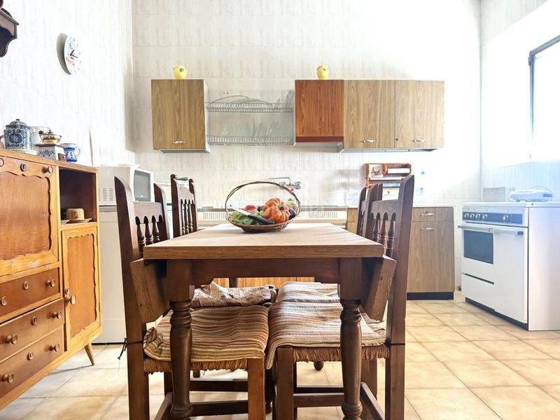 Foto cb7c2335-f7a6-4c7a-a250-5941d53109cb. Casa amb aparcament a Bujalance