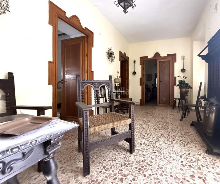 Foto ee1fa2e5-f146-4536-b6a0-ea63784dc19e. Casa amb aparcament a Bujalance