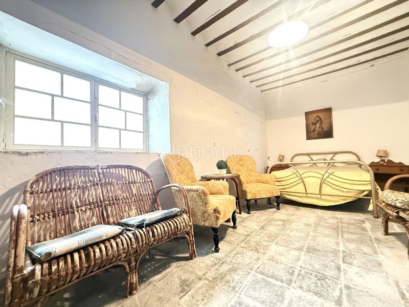 Foto f3b8aa9d-2cd2-492b-81b7-33801db0380c. Casa amb aparcament a Bujalance