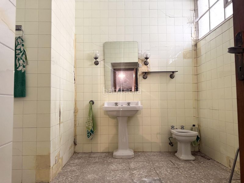 Foto f45f3b3d-0631-4429-9939-a7e06e95f9c7. Casa amb aparcament a Bujalance