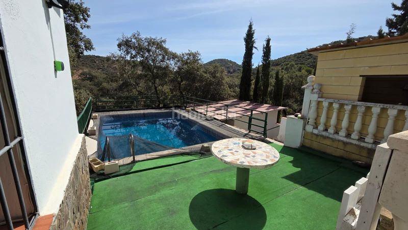 Foto 8889ed2d-2a0d-4f59-8f69-d7efca7cc374. Casa amb calefacció aparcament piscina a Espiel