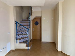 Duplex  Calle cartago. Dúplex con terraza independiente. dos dormitorios