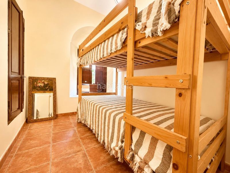 Foto eb67b28a-97fa-49cb-98e9-d67a1d686fd6. Casa cortijo con encanto y olivar en producción a solo 2 km en Montoro