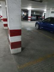 Parking coche en Centro. Gran plaza de garaje en pleno centro