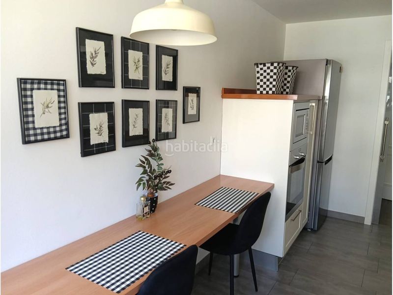 Foto 443095d8-d549-487f-98b8-013860324489. Rent flat with parking pool in Pedregalejo - Morlaco Málaga