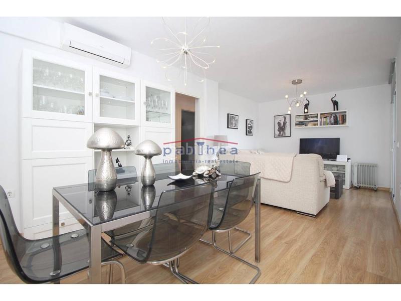 Foto 08743c9c-92bb-476c-8ab2-932c1656fa20. Pis amb piscina a La Cala del Moral Rincón de la Victoria