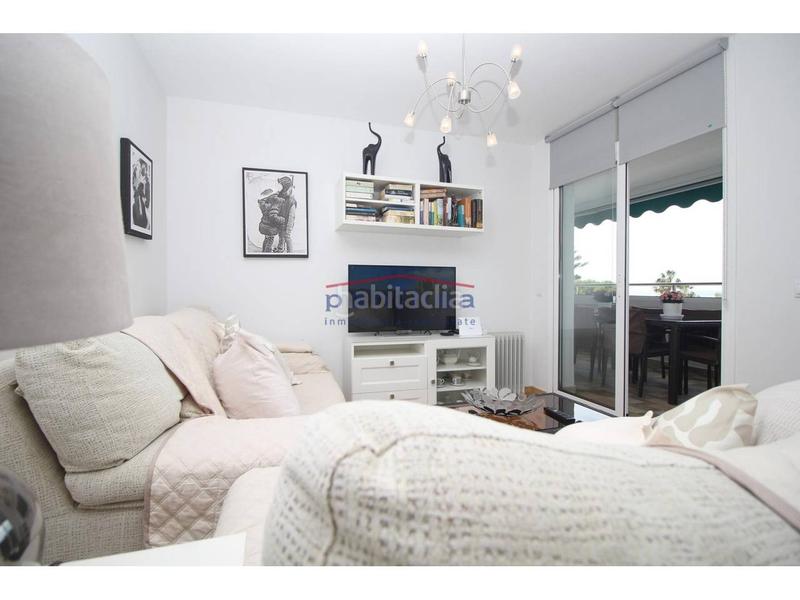 Foto 421e0cfe-af12-42f4-a2a7-6c5ec33395bc. Pis amb piscina a La Cala del Moral Rincón de la Victoria