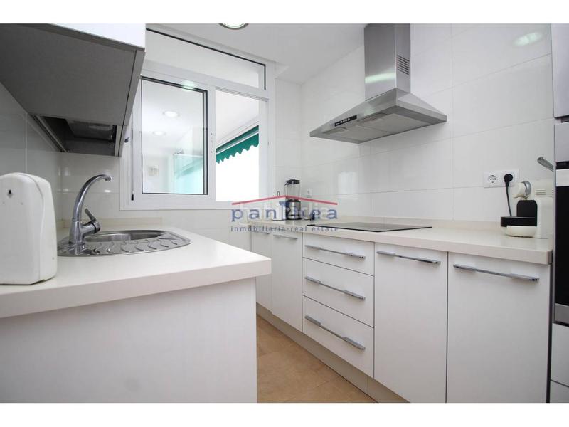 Foto 4ba7348a-4646-4f26-8f38-6fdc3958690f. Pis amb piscina a La Cala del Moral Rincón de la Victoria