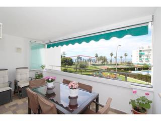 Pis  Bajamar. Piso en primera linea de playa con piscina