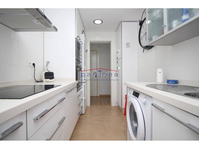 Foto ea79a399-b90e-4198-be7f-0c0bc579382f. Pis amb piscina a La Cala del Moral Rincón de la Victoria