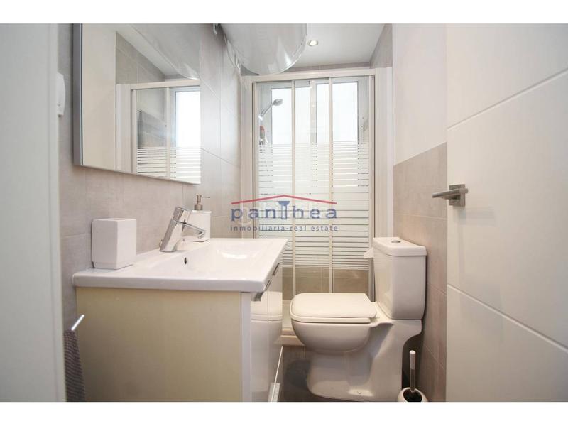 Foto ec5d3bd6-b945-40da-8b6b-2bee24c043e7. Pis amb piscina a La Cala del Moral Rincón de la Victoria