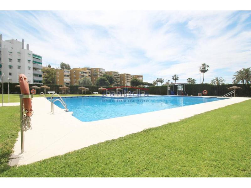 Foto fcac3b5c-0925-47d0-980b-f9184f5f3893. Pis amb piscina a La Cala del Moral Rincón de la Victoria