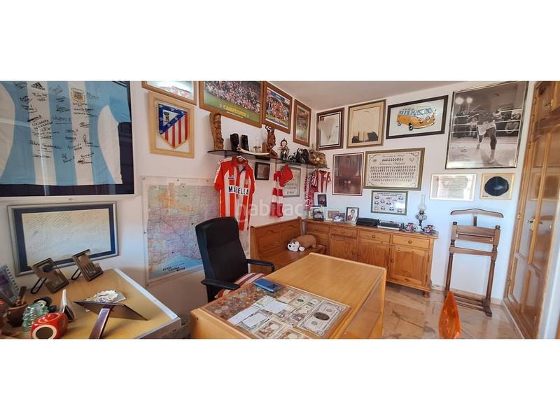 Foto 28d65005-bca6-459e-b848-c3f004ad7919. Chalet mit parking pool in Cotomar Rincón de la Victoria