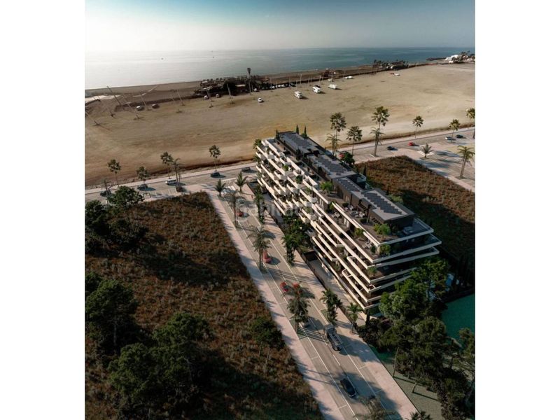 Foto e62a260a-23ca-40c1-afe0-66263865be7d. Pis amb aparcament piscina a Poniente-Faro Torre del Mar