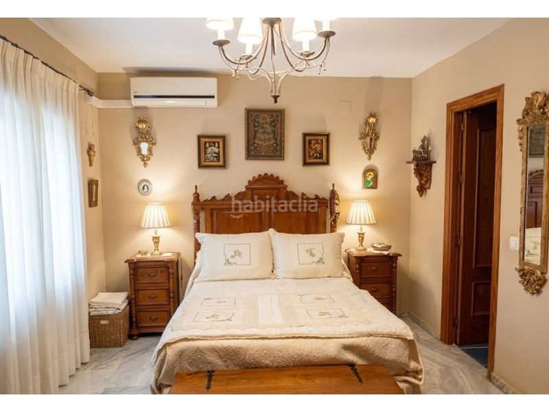 Foto 5a2f9fe6-1888-4d56-b2dd-76bac5f3c78b. Casa adossada amb aparcament a Camino de Antequera Málaga