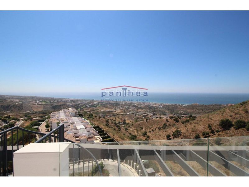 Foto f6de4734-4383-472c-9fe9-31cde000677b. Attique avec parking piscine dans Diseminados Rincón de la Victoria