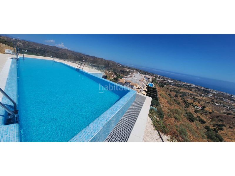 Foto fa6b2e75-5495-4fc8-b67a-cb72844c83c6. Attique avec parking piscine dans Diseminados Rincón de la Victoria