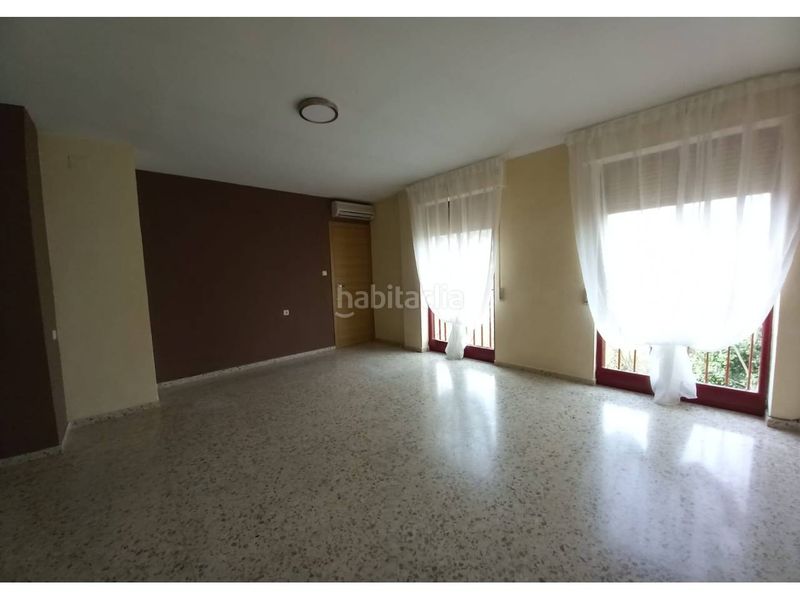 Foto ea3e684e-95a3-449d-aff5-f8174395cc70. Lloguer pis a Montefrío