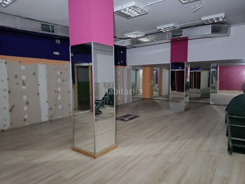 Foto 1a37050c-309f-46cd-85e5-c7b416c225e1. Local commercial dans Plaza de Toros Granada