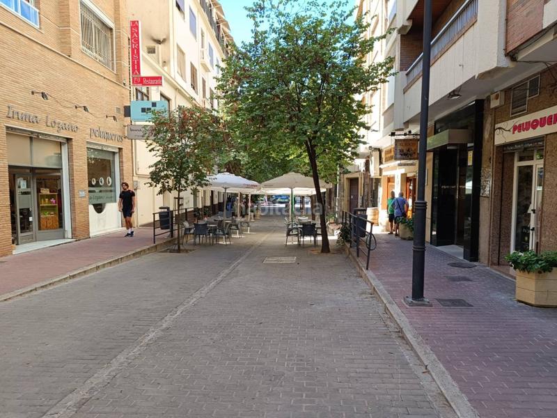 Foto f8bcfc8f-954d-44ca-a00c-8a39d65c6e22. Local commercial dans Plaza de Toros Granada