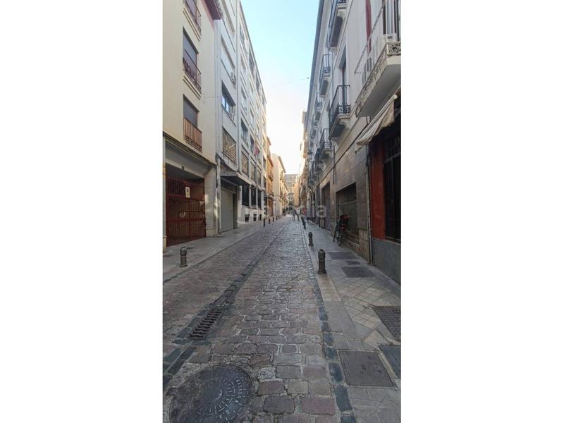 Foto 7ab802d0-40e3-4fef-a02e-087be7fd5eff. Alquiler local comercial alquiler de local comercial capital en Granada