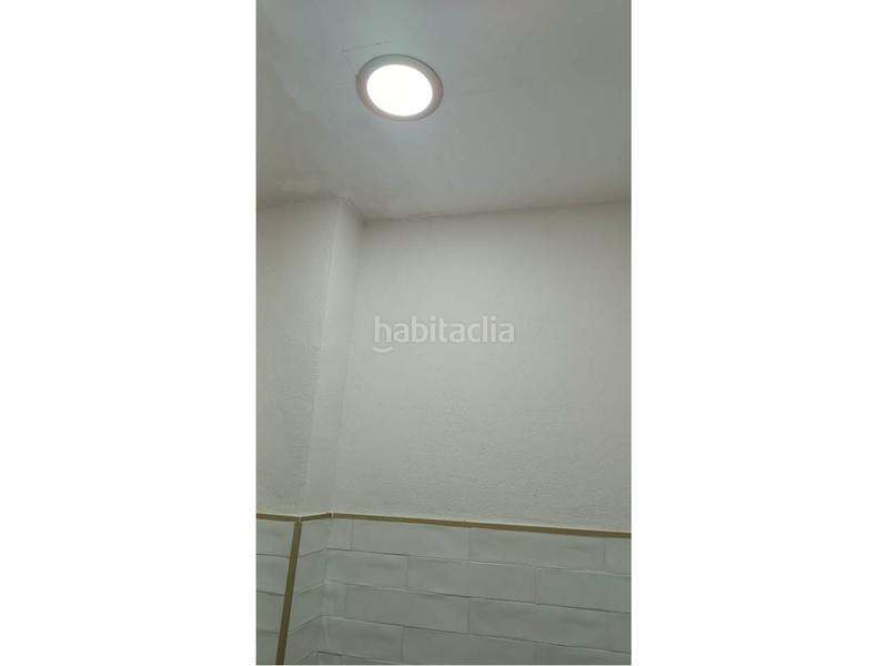 Foto d62d9837-a175-4395-86e4-7cceb8dae0ce. Alquiler local comercial alquiler de local comercial capital en Granada