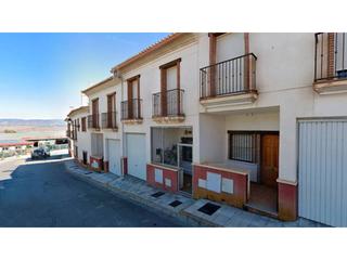 Maison  Marquesado. Oportunidad en dólar adosado con garaje, patio y 3 dormitorios