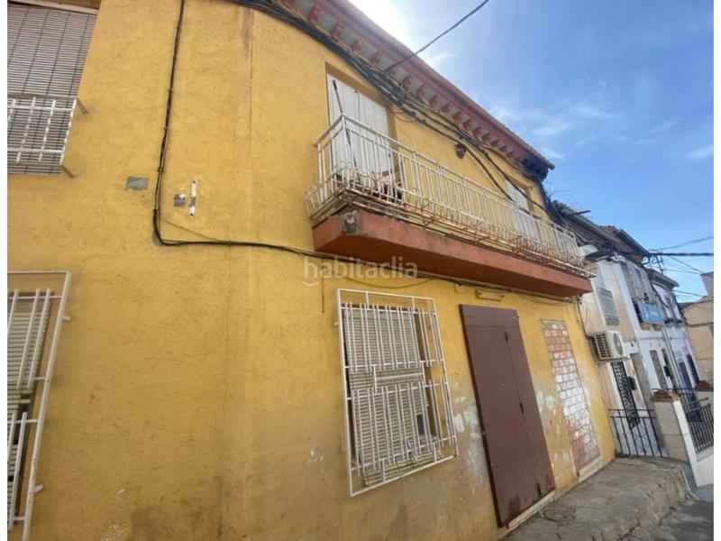 Foto 23cf8e4b-d5a3-4e57-910c-7230d678af2d. Casa oportunidad granada vivienda con terraza y gran potencial en Pinos Puente