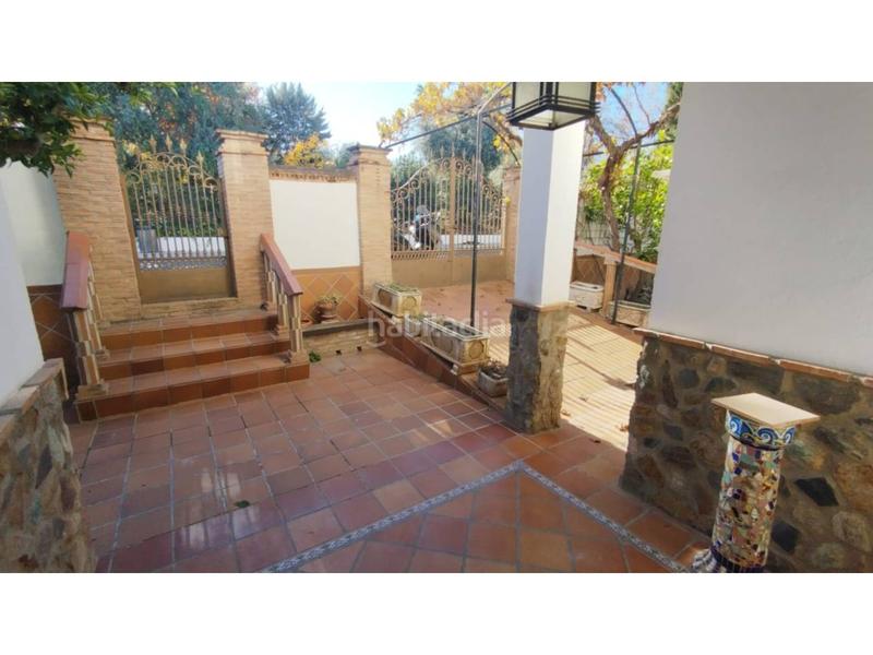 Foto 4001cf41-b8eb-42f9-ae9a-ddda75fea5d9. Chalet  en casco urbano de ogijares en Ogíjares