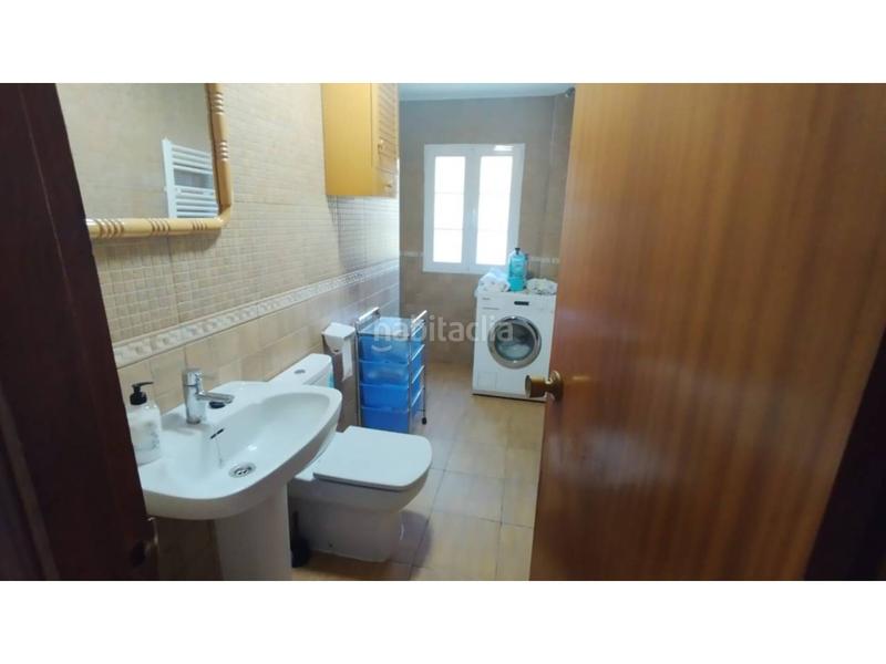 Foto 471a23f1-c6b4-4701-b440-c5fcb65816ec. Chalet  en casco urbano de ogijares en Ogíjares