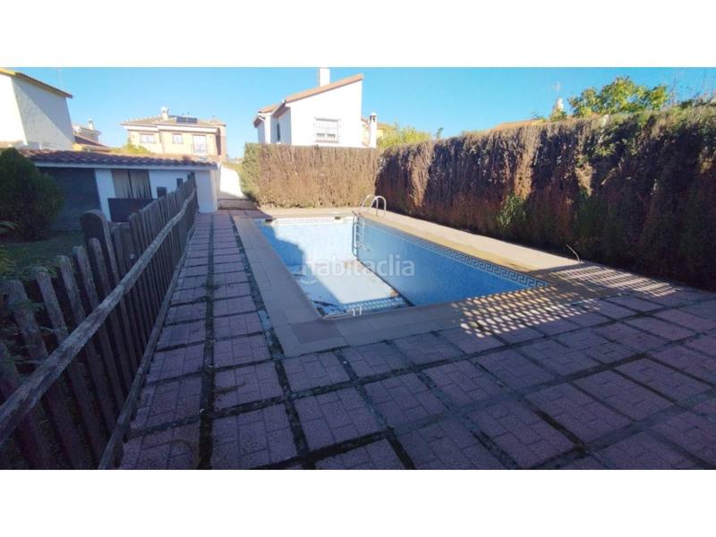 Foto a61965f9-ea43-4660-9ba2-2ac19d0b8a46. Chalet  en casco urbano de ogijares en Ogíjares